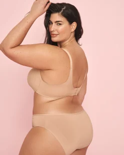 la Vie en Rose T-shirt Bras|Full Coverage>Lightly Lined Sleek Back Bra Latte