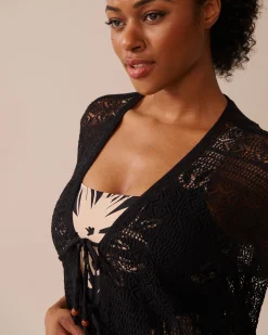 la Vie en Rose Always So Chic|Texture Play></noscript>Open-Front Crochet Caftan Black