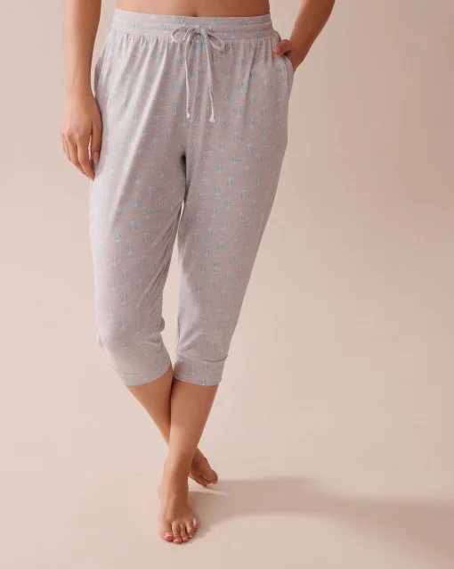 la Vie en Rose The Peachy Dream Collection|Bottoms>Seashell Print Super Soft Pajama Capris Grey/Seashell