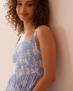 la Vie en Rose A Splashing Escape|Beachwear></noscript>Smocked Bust Gauze Maxi Dress Lily Garden