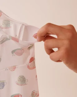 la Vie en Rose The Peachy Dream Collection|Nightshirts></noscript>Snail Print Lace Trim Super Soft Nightie White/Snail